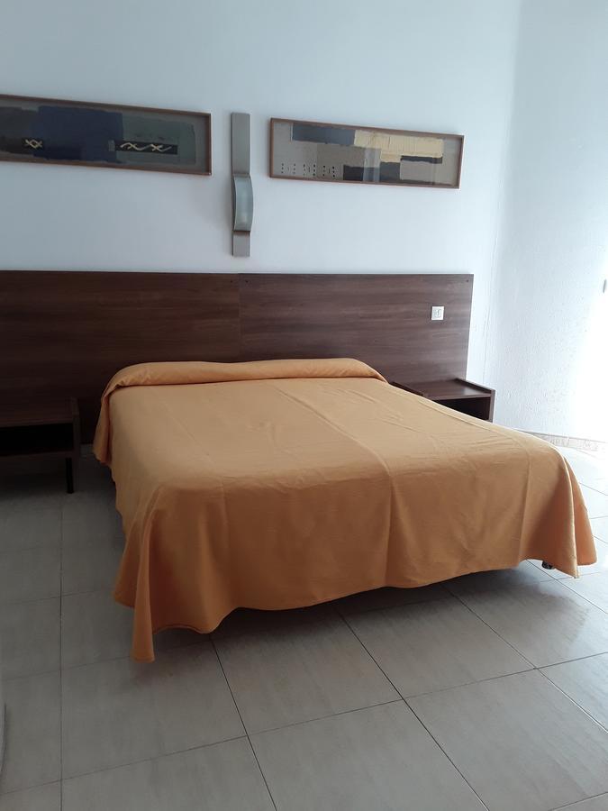 Hostal Margarita 皮内达德马尔 外观 照片