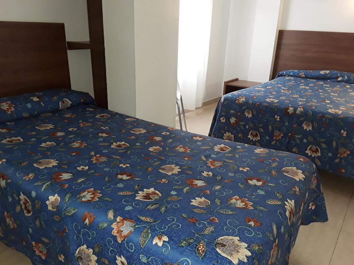 Hostal Margarita 皮内达德马尔 外观 照片