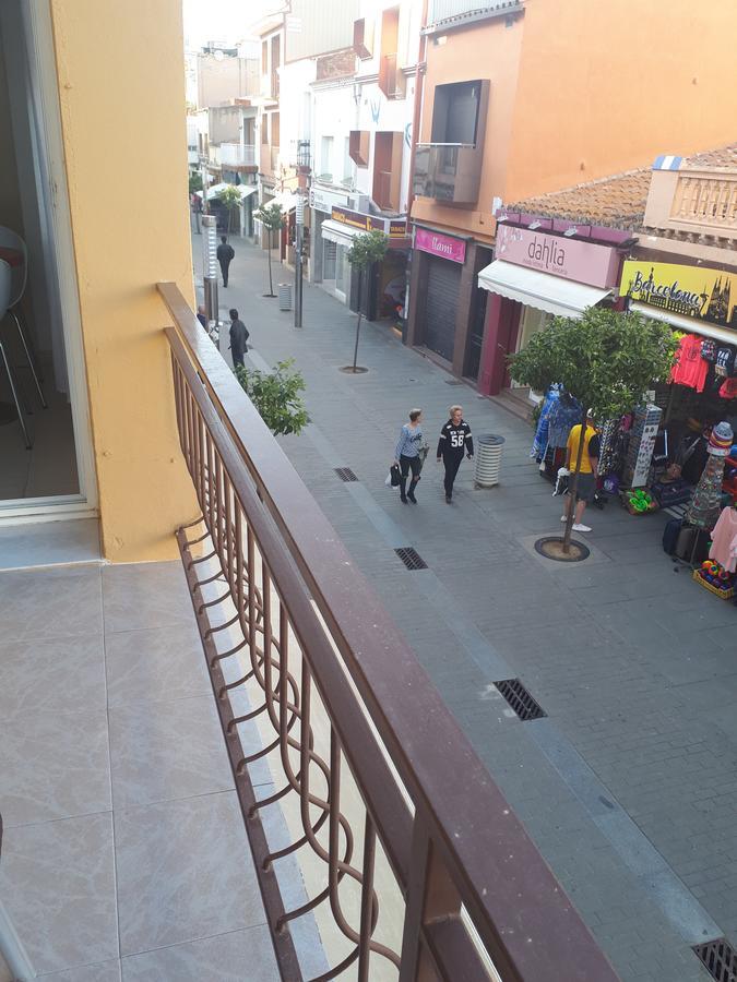 Hostal Margarita 皮内达德马尔 外观 照片